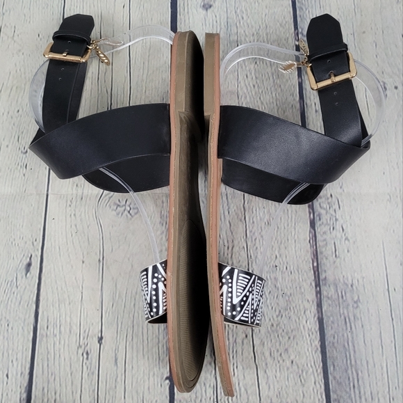 INDIGO RD. | boho zigzag print sandals flats - Picture 4 of 8